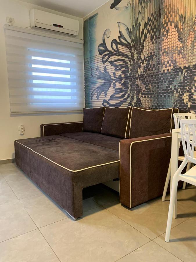 Gk Apartment Harmony Bat Yam Exteriör bild