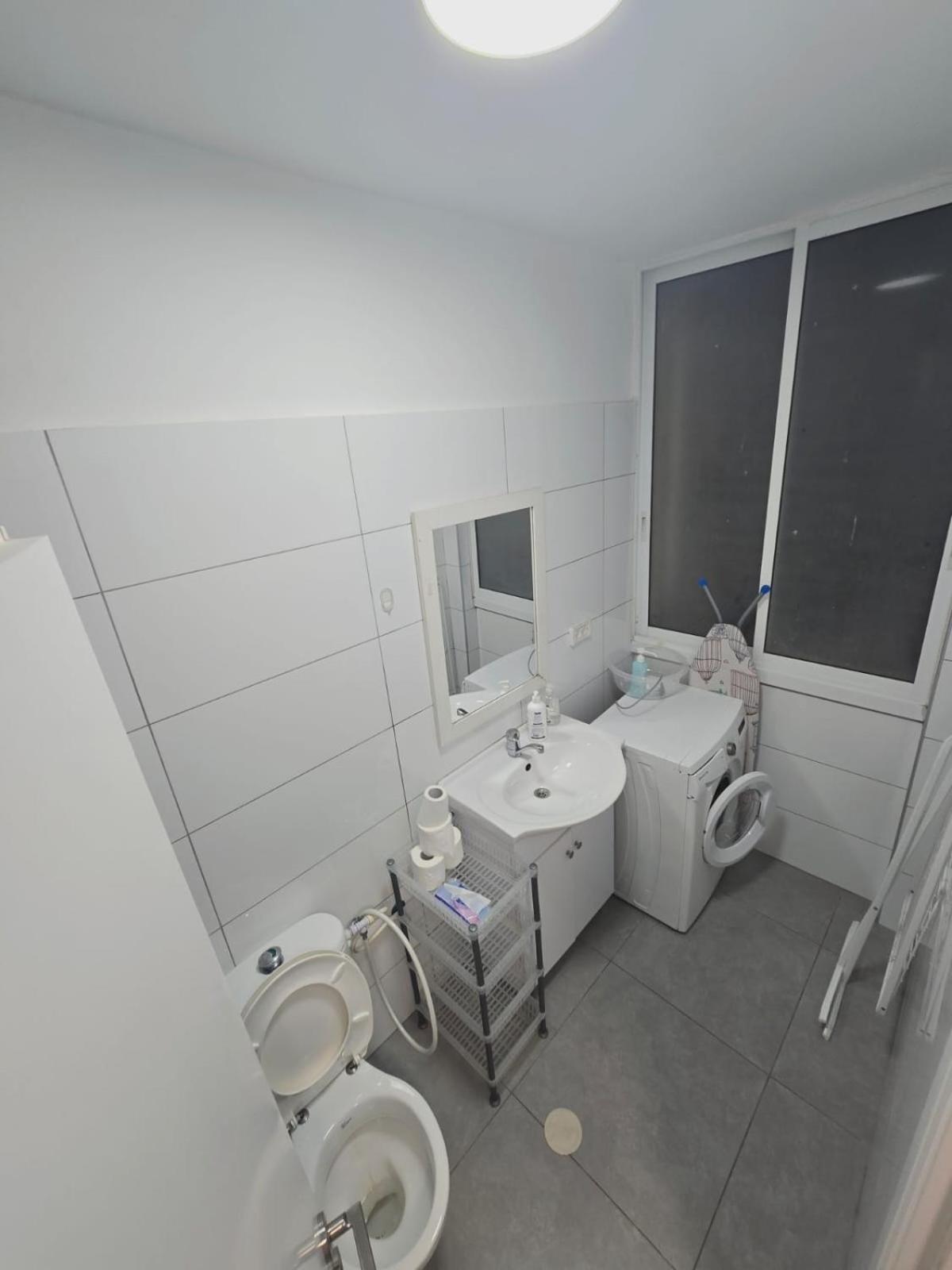 Gk Apartment Harmony Bat Yam Exteriör bild